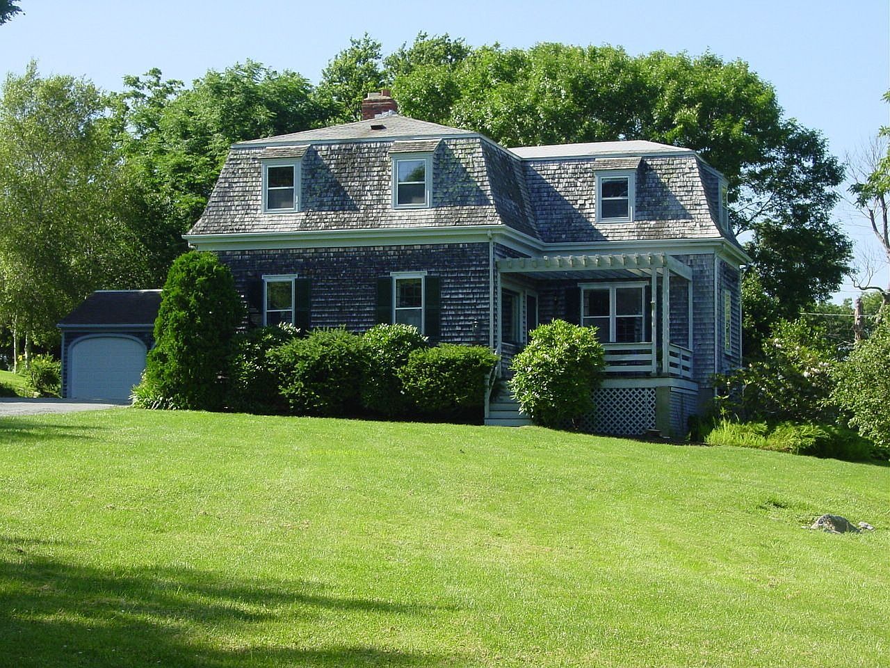 605 Paradise Ave, Middletown, RI 02842 Zillow