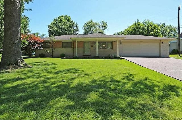 1st image of 11826 Cynthia Dr