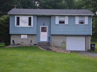 1037 Swoyer Rd, Lake Ariel, PA 18436