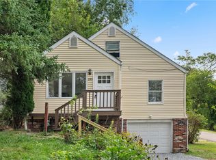 233 Maple Dr, Monroeville, PA 15146
