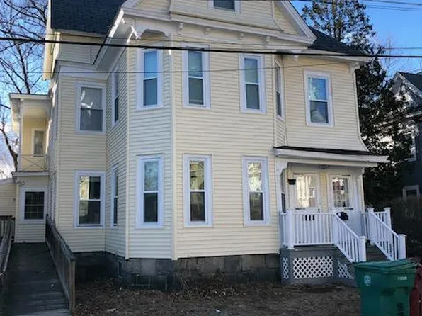 8 Wachusett St #2, Lowell, MA 01850
