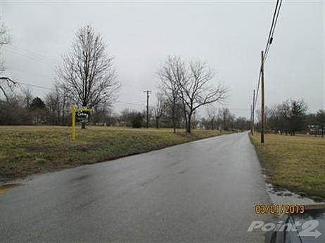 2nd image of 102 Vince Rd