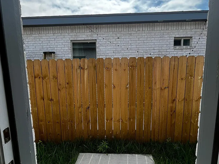 1635 Playa Dr #2 — Photo 20