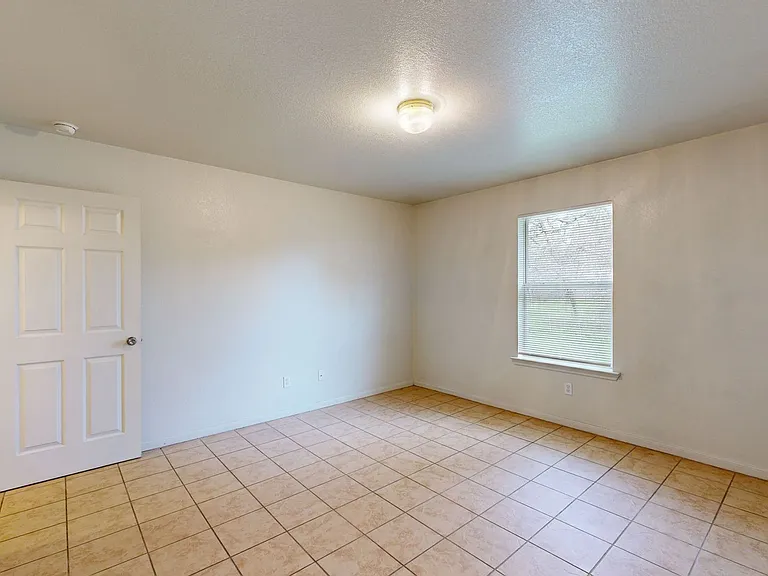1403 Hopi Trl #B — Photo 10