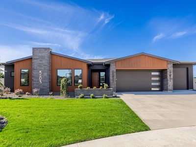 583 N Pembina Pl, Eagle, ID, 83616