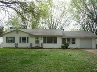 12511 Hillview Dr, Saint Louis, MO