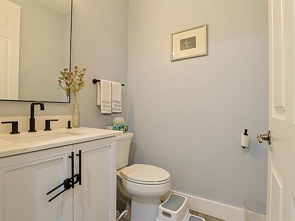 5th image of 7411 Briella Drive