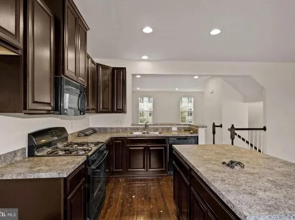 1908 Jakob Ct #71, Cinnaminson, NJ 08077