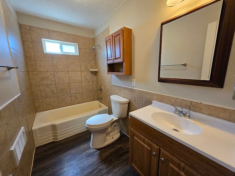 210 S Delaware Ave — Photo 7
