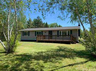 166 Valley Rd, Negaunee, MI 49866