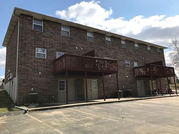 2nd image of 706 Streck Ct APT C