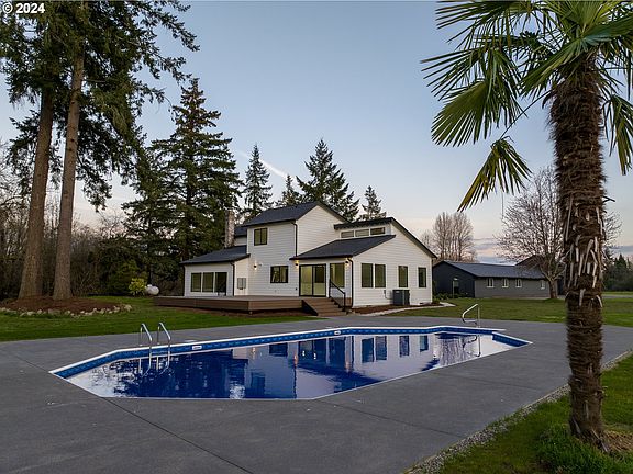 3rd image of 15504 NE 152nd Ave
