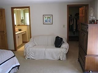 3rd image of 16 South Trl