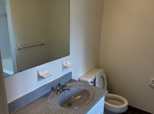 7438 Flint St APT 204, Shawnee, KS 66203