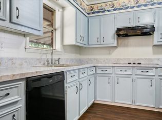 709 Laura Ave, Corsicana, TX 75110