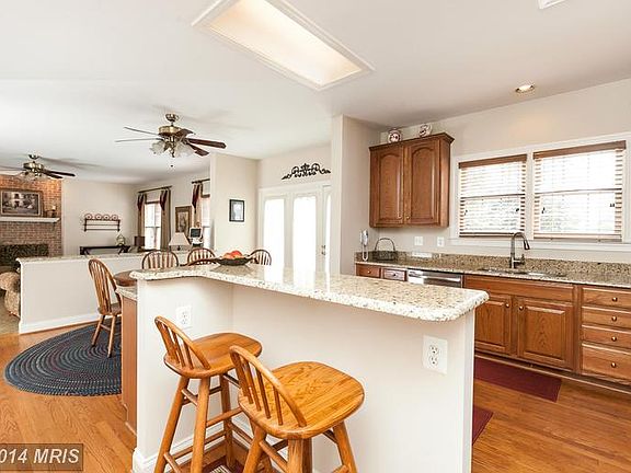 4th image of 5021 Tothill Dr