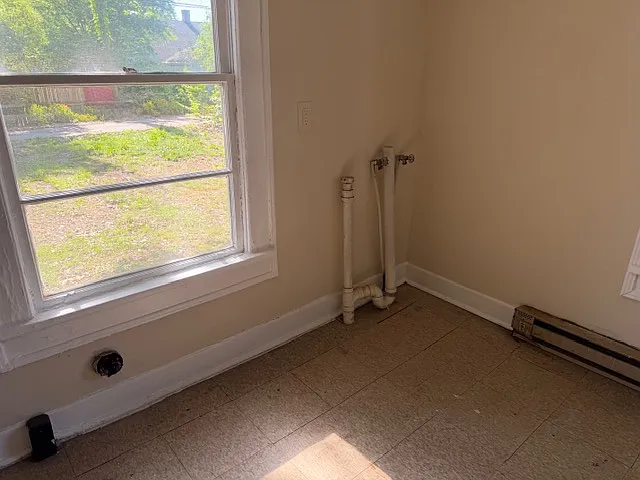 19 Moody St — Photo 7