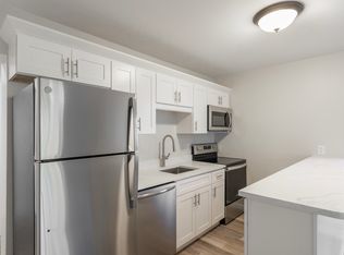 100 Orchard St APT C1, Rensselaer, NY 12144