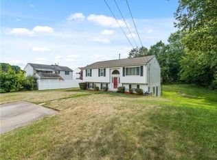 22 Evangeline Dr, Cranston, RI 02910