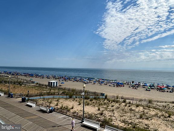 2nd image of 307 S Boardwalk APT 201