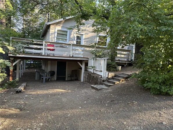 10537 Foothill Rd, Loch Lomond, CA 95461
