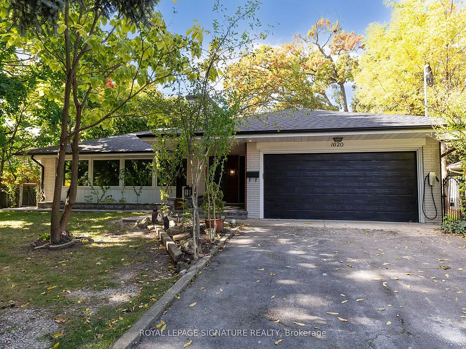 1620 Islington Ave