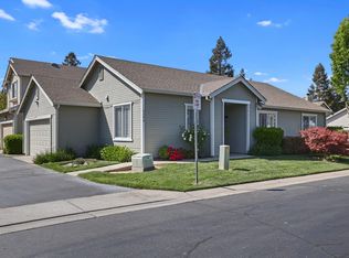 6300 Laguna Mirage Ln, Elk Grove, CA