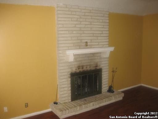 3rd image of 5618 Lakebend W