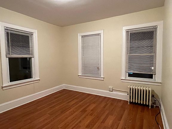 3rd image of 11615 198th St #2