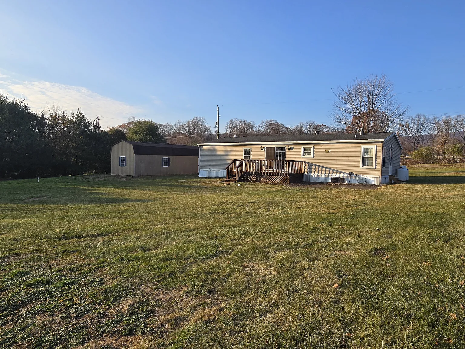 3 bed, 1404 sqft, $1,750 — Photo 2