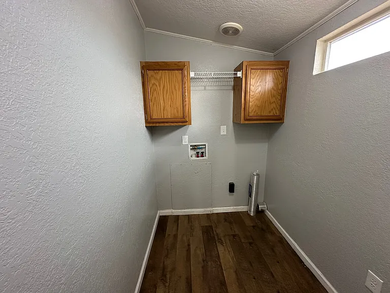 7301 E County Road 62 — Photo 13