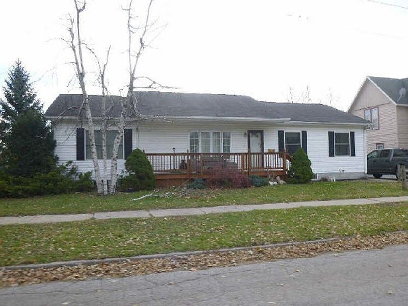1st image of 1021 Williams St