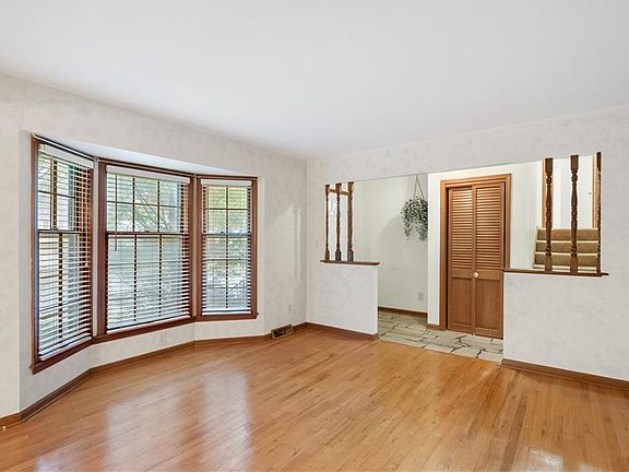 2nd image of 9308 Lowell Ave