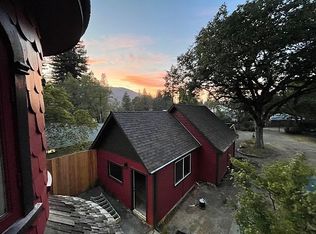 62 Oak St, Miranda, CA 95553