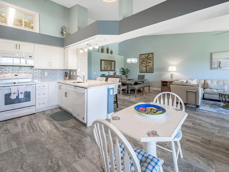 28871 Bermuda Lago Ct — Photo 17