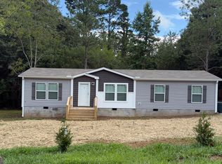 280 Lawrence St, Cornelia, GA 30531