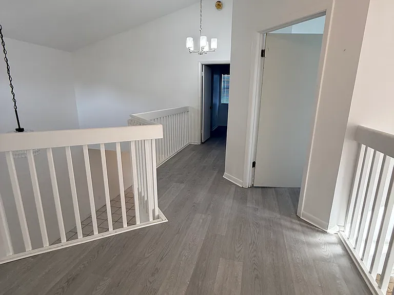 127 SW 159th Way — Photo 29