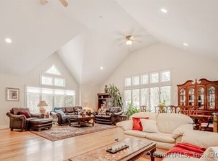 305 Rimmon Road, Woodbridge, CT 06525