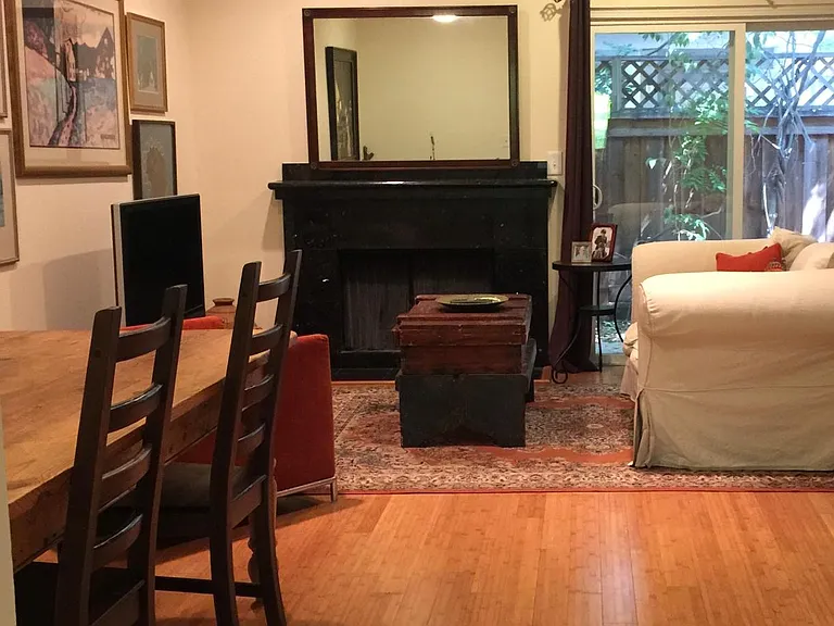 917 Hough St #9 — Photo 1