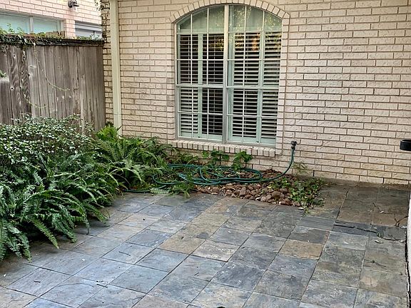 3rd image of 2414 Clippers Cove Dr
