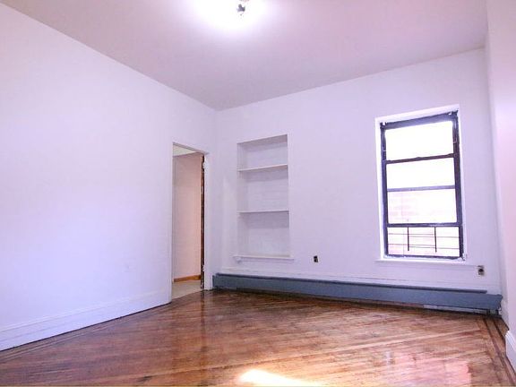 3rd image of 412 Halsey St APT 2
