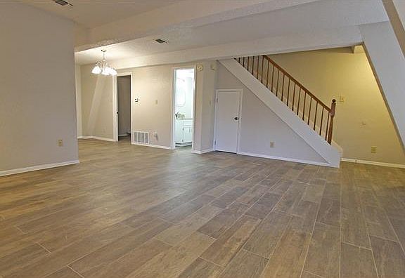 5th image of 3709 Rocky Hollow Trl #B