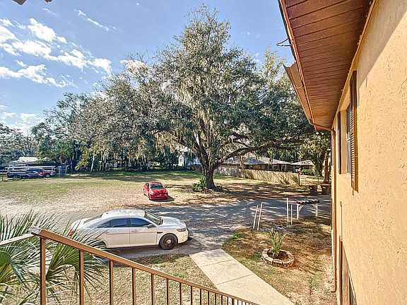 3rd image of 6235 SE 112th St APT 4
