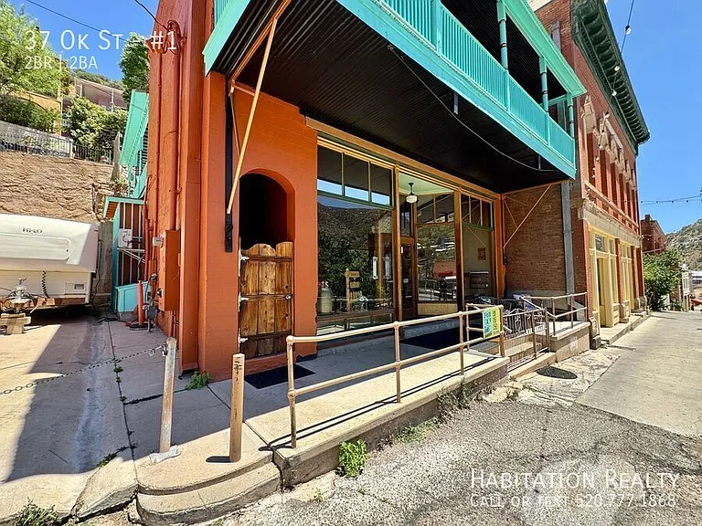 37 Ok St #1 — Photo 32