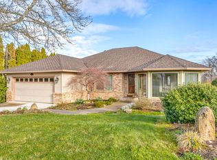 3111 Westminster Dr, Medford, OR 97504