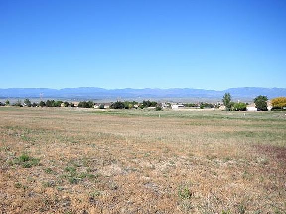 5th image of 1039 S Lion Dr