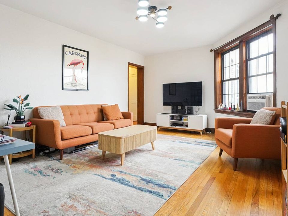 1st image of 100 Parkway St #5D