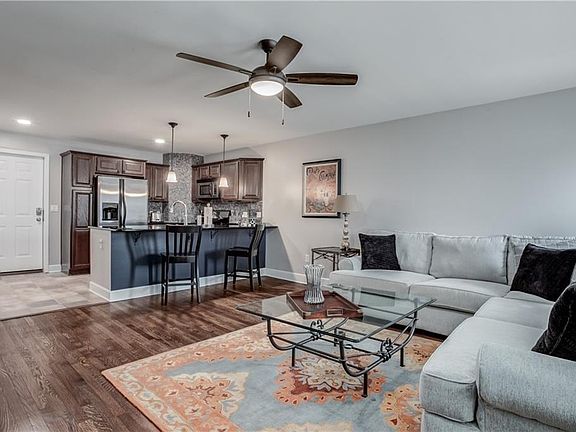 4th image of 4555 Main St APT 303