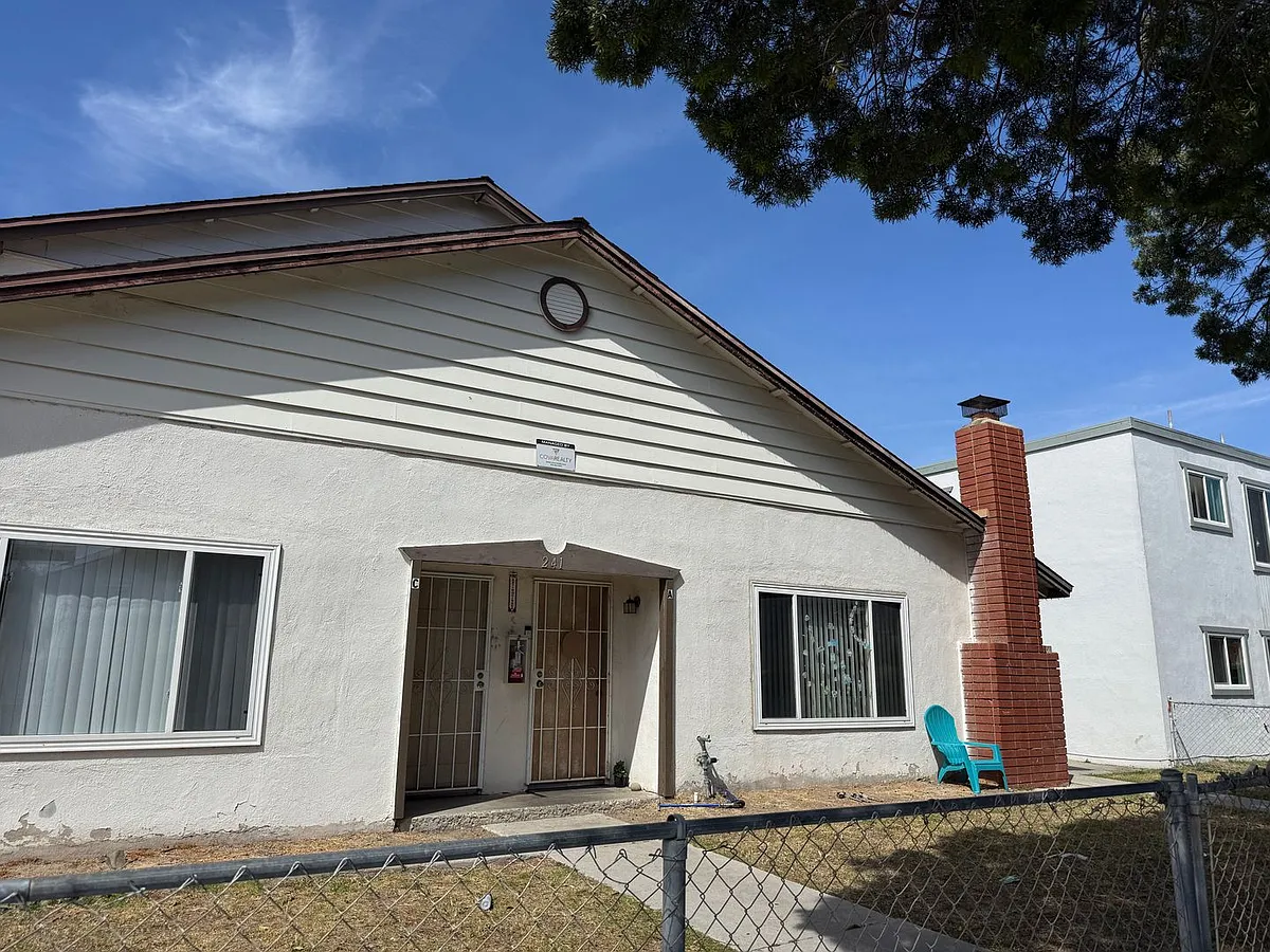 Building Photo - 241 Campbell Way