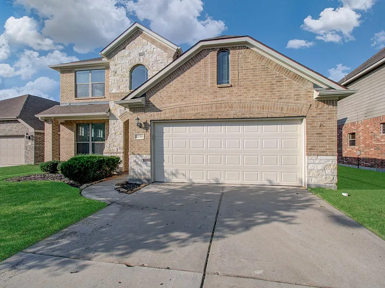 22314 Mosshall Ct — Photo 4